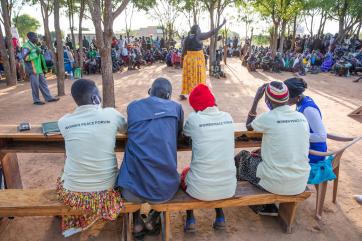 People from the jie and dodoth communities attending a dialogue session together. 
