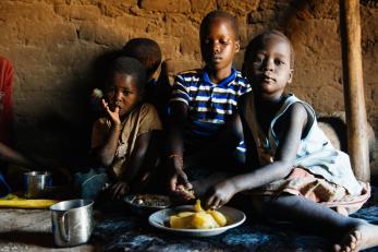 Elizabeth's children eating lunch